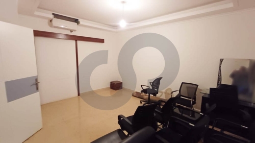 spacious /first floor/gated building/generous spaces/el Zarif, Beirut/ظريف/REF#HT141900 — 2