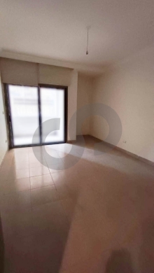 spacious /first floor/gated building/generous spaces/el Zarif, Beirut/ظريف/REF#HT141900 — 6
