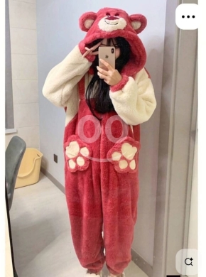 بجامة قطعة واحدة على شكل سمكة القرش مريحة | Cozy Shark One-Piece Pajama Onesie for Women — 3