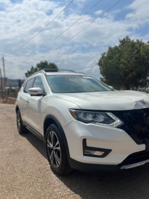 Nissan Rogue 2018 SL — 4