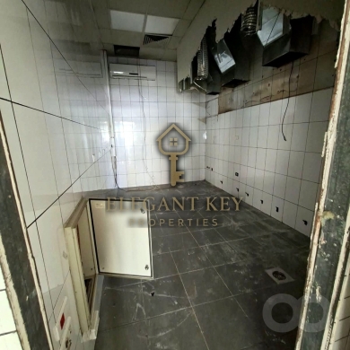 محل ومطعم للإيجار في جل الديب | Commercial Shop & Restaurant for Rent Jal El Dib — 5