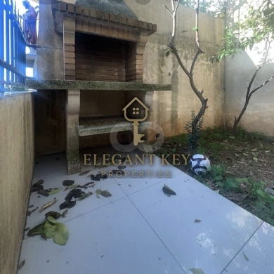 شقة للبيع في مزرعة يشوع مع حديقة | Apartment for Sale in Mazraat Yachouh — 2