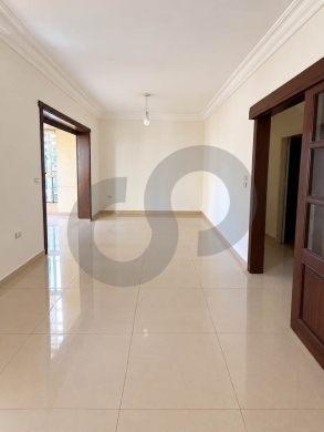 calm area/Fully renovated /practical layout/bachoura ,BEIRUT/الباشورة /REF#YJ141937 — 4