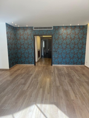 Semi-Furnished & Decorated For Rent in Dekweneh