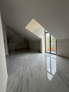 Duplex For Sale/High-end finished/Easy access to main… — 6