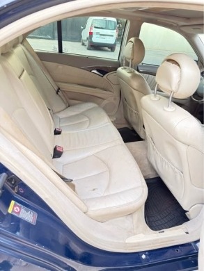 Mercedes E500 2005 Salvage — 5