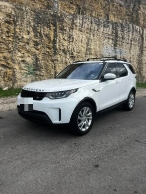 2018 Land Rover Discovery HSE Luxury — 2
