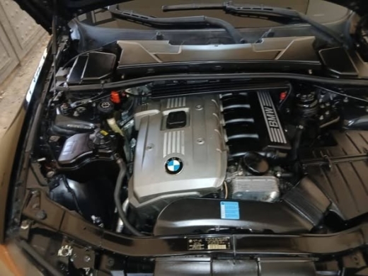 BMW E90 325 2006 — 3