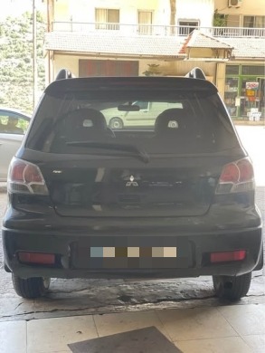 Mitsubishi Outlander 2004 — 4