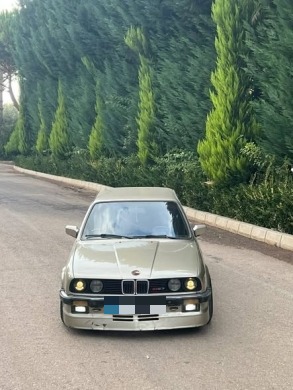 BMW E30 1984 — 3