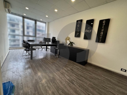 Fully furnished/ prime area/office /Corniche El Mazraa,BEIRUT/كورنيش المزرعة/REF#OB141991 — 2