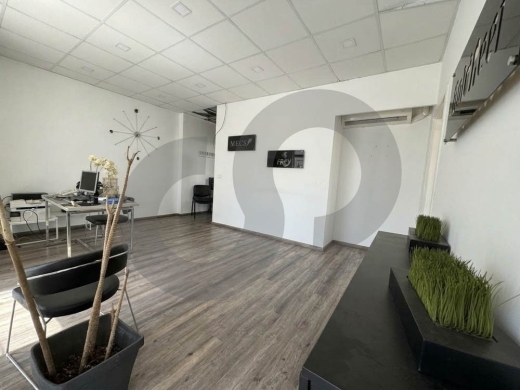 Fully furnished/ prime area/office /Corniche El Mazraa,BEIRUT/كورنيش المزرعة/REF#OB141991 — 3