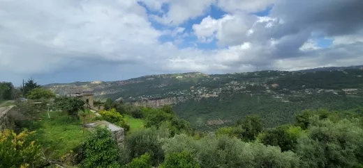 A 1,808 SQM Land For Sale In Mradiye, Kesrouane