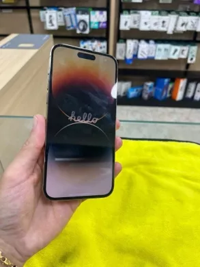آيفون 14 بروماكس سعة 1 تيرابايت بحالة ممتازة مع كسر بسيط على الظهر | iPhone 14 Pro Max