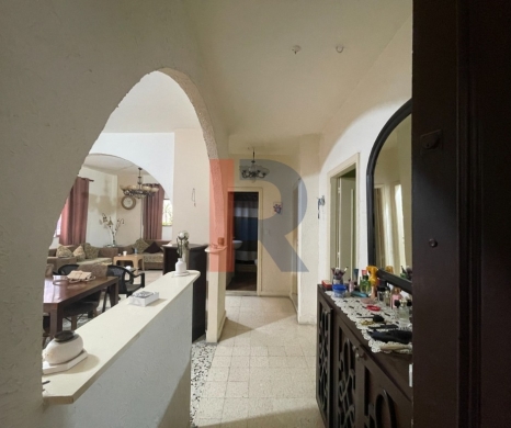R9-4047 Apartment for Sale on Alameddine Street El Mina Tripoli | With Terrace — 3