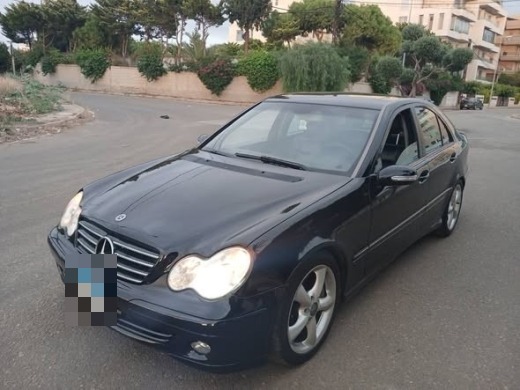 Mercedes Benz C230 2005