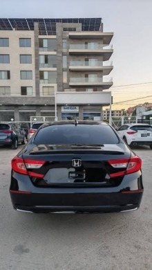 Honda Accord EX 2018 — 4