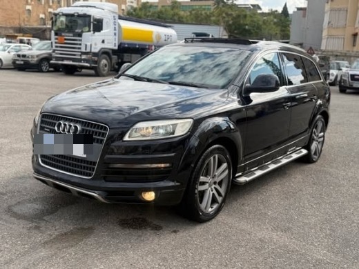 Audi Q7 2010 — 2