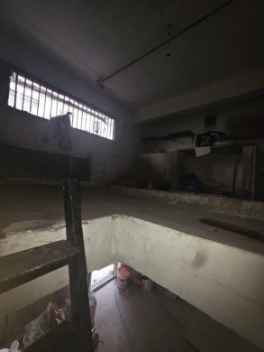 Shop for rent in Bourj Hammoud — 3