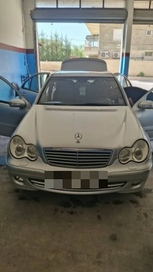 Mercedes-Benz C180 2005