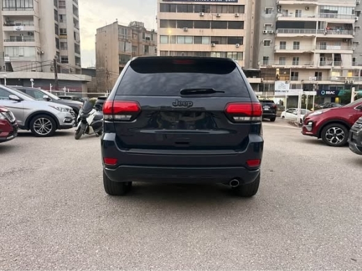 Jeep Grand Cherokee 2018 Altitude — 5