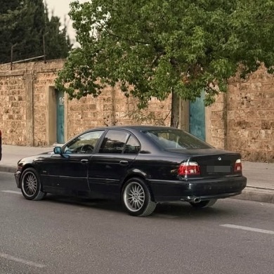 BMW E39 525 2002 — 2