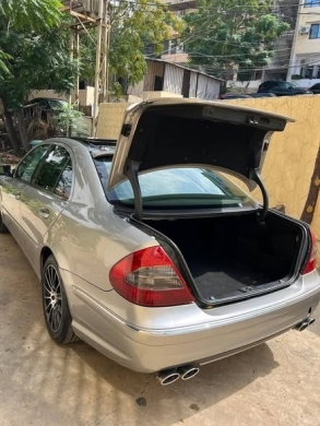 Mercedes-Benz 2006 Car with Panoramic Roof — 4