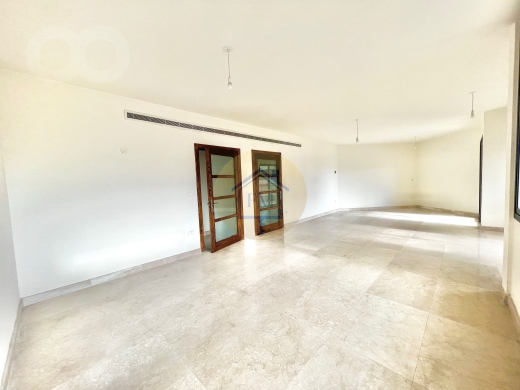 شقة واسعة للإيجار في الحمرا 220 م² | Spacious Apartment For Rent In Hamra 220 sqm — 3