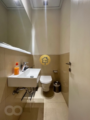 شقة مفروشة بالكامل للإيجار | Fully Furnished 1-BR Apartment For Sale — 5