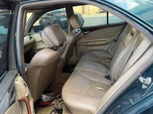 Mercedes-Benz E230 1996 — 5