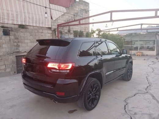 Jeep Grand Cherokee Altitude 2018 — 4