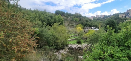 A 1,140 Sqm Land For Sale in Rayfoun