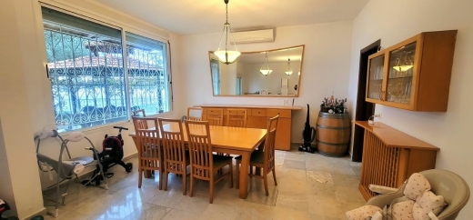Spacious Apartment With Garden For Sale in Ajaltoun