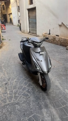 V Azzo 2024 Scooter — 2