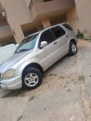 Mercedes-Benz ML 2001 Jeep 2001
