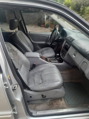 Mercedes-Benz ML 2001 Jeep 2001 — 4