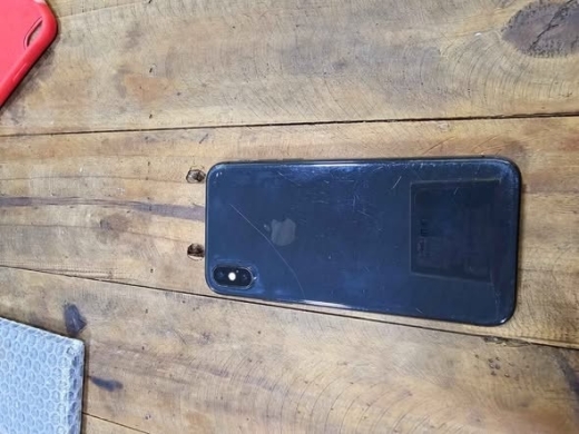 iPhone X 256GB — 2