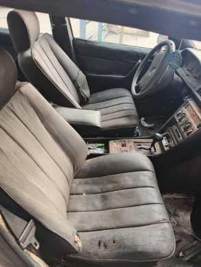 Mercedes 300 Model 1989 Parts — 3