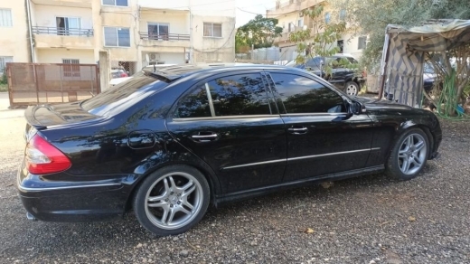 مرسيدس E500 W211 موديل 2004 سوبر نظيفة بحالة ممتازة | Mercedes-Benz E500 W211 2004 — 4