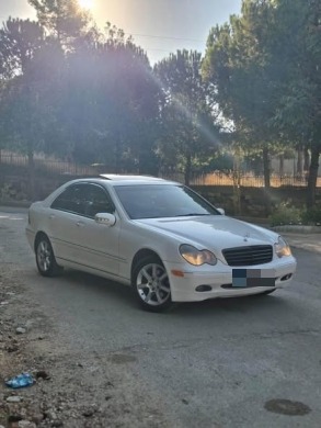 Mercedes-Benz C320 2002 — 2