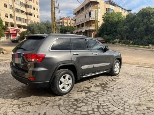 Jeep Laredo 2011 — 2