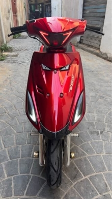 V Azzo 2024 Scooter