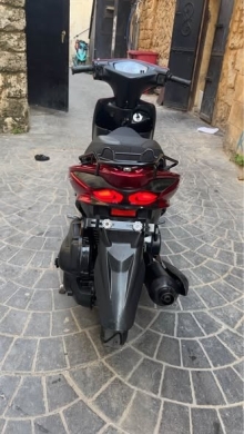 V Azzo 2024 Scooter — 4