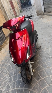 V Azzo 2024 Scooter — 2