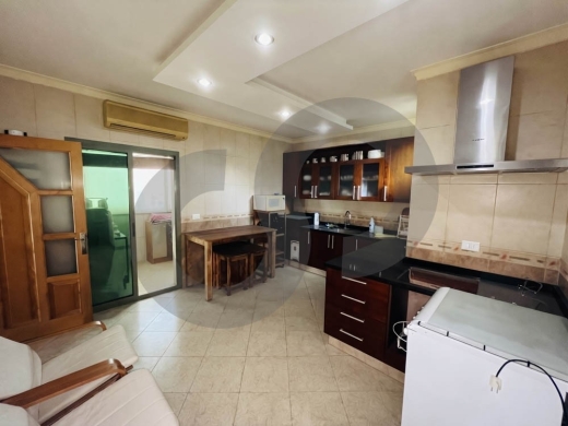 well-maintained building/dead-end street/spacious /Koraytem, Beirut/قريطم /REF#HL142115 — 4