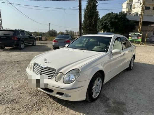 Mercedes-Benz E320 2003