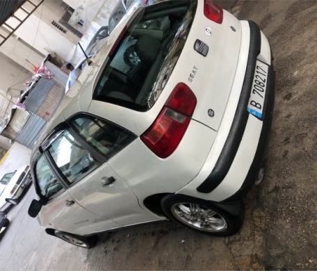 Seat Ibiza 2002 — 4