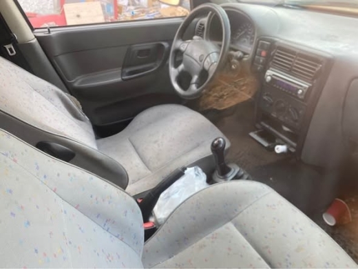 Caddy 2000 — 4