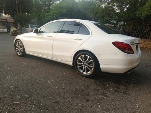 2018 Mercedes-Benz C300 — 3