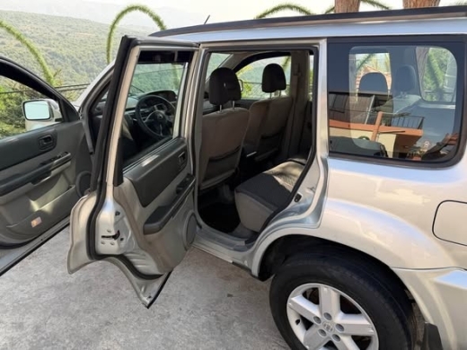 Nissan Xtrail 2010 — 4